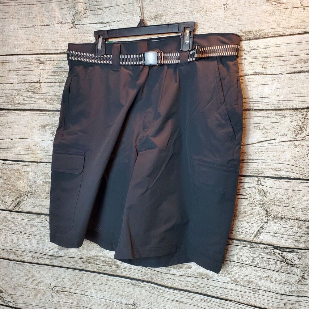 Orvis Cavar Black Cargo Shorts  Size 32 With Tags Belt